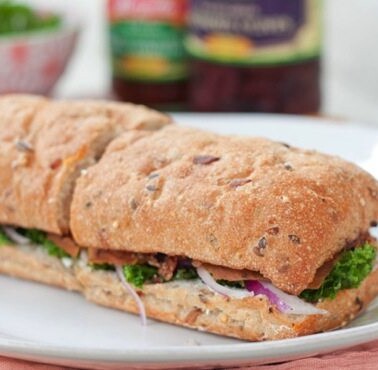 A Mezzetta Ultimate Superfood Sandwich cut in half.