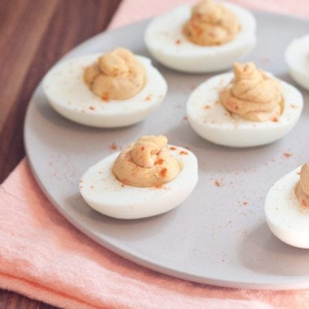 2-Ingredient Hummus Deviled Eggs | Eating Bird Food