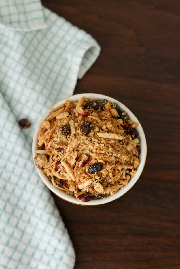 Coconut Maple Quinoa Granola