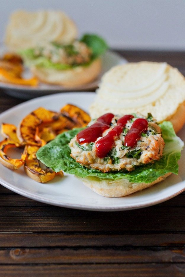 Quick and Easy Spinach and Feta Turkey Burgers
