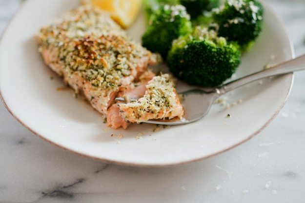 Quick and Easy Hemp and Pecorino Crusted Salmon 