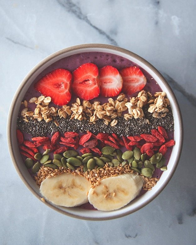 Simple berry smoothie bowl