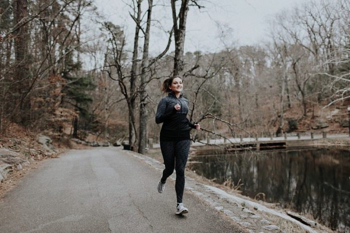 This race day warm-up will prepare your body for the running work ahead, improve your performance and reduce your risk of injury. 
