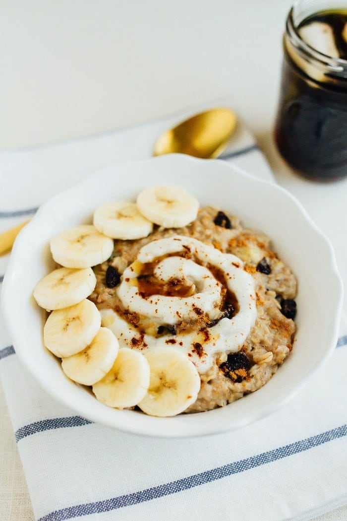 Cinnamon Raisin Oatmeal Eating Bird Food