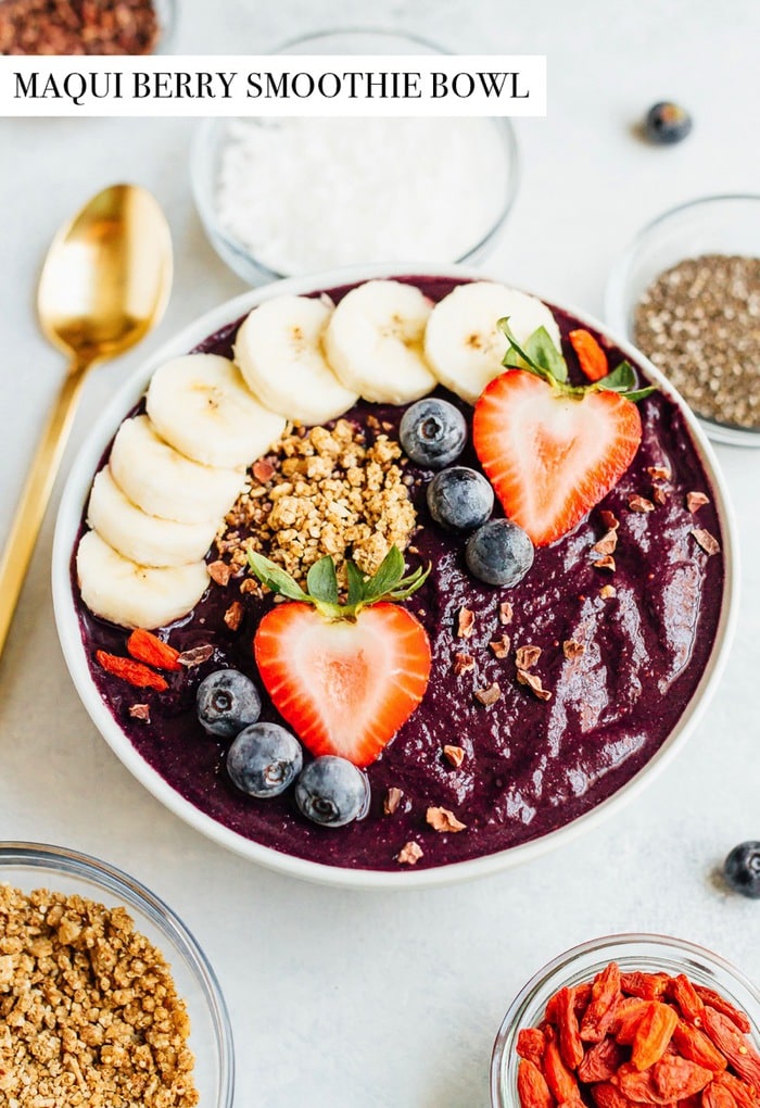 Maqui Berry Smoothie Bowl Eating Bird Food
