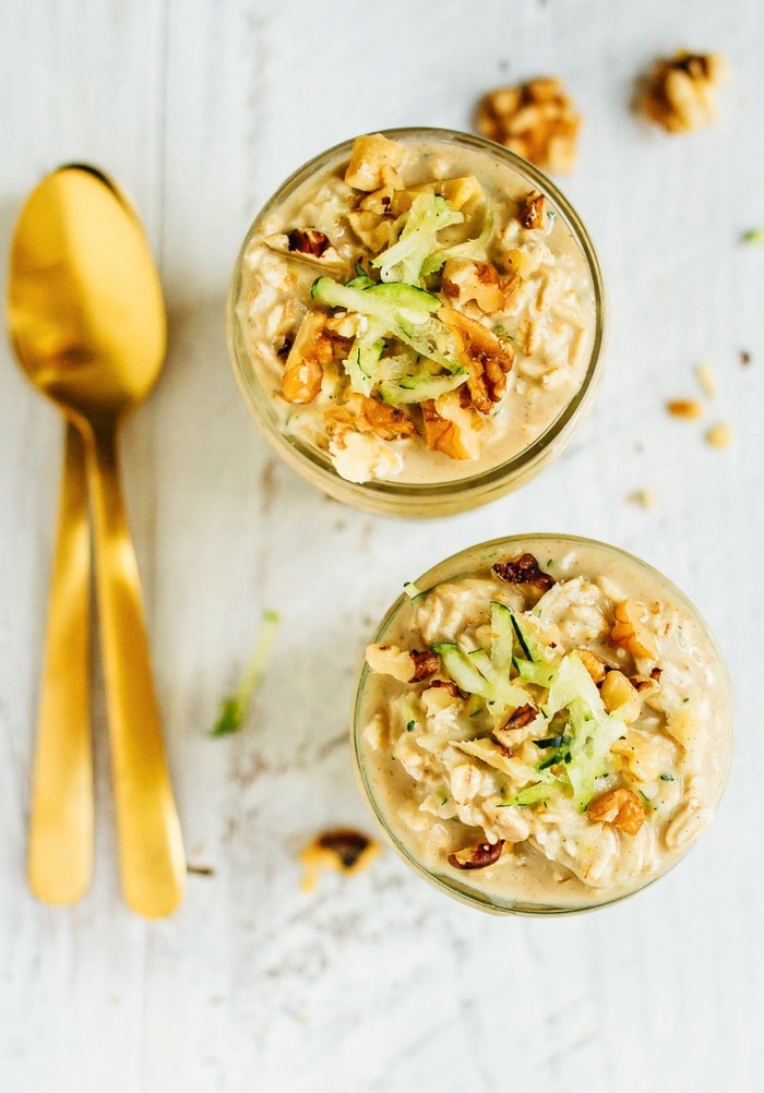 ZUCCHINI BREAD OVERNIGHT OATS // Vegan + Gluten-Free