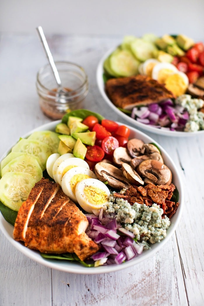 BLACKENED CHICKEN COBB SALAD // PALEO, GRAIN-FREE, KETO-FRIENDLY