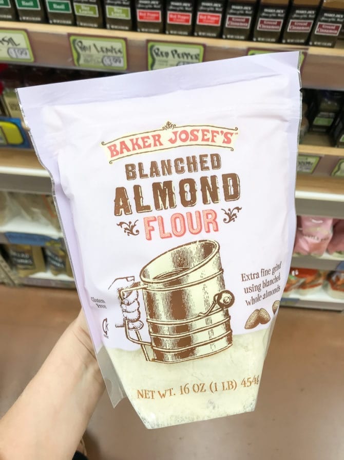 Package of blanced almond flour.
