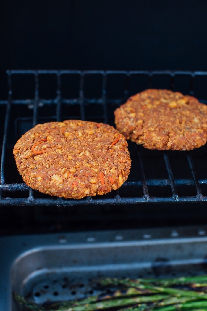 Tempeh burgers on the grill 