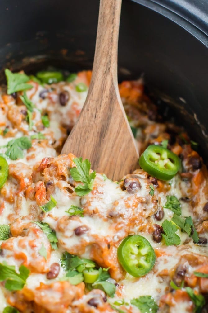 https://www.eatingbirdfood.com/wp-content/uploads/2019/02/Cheesy-Mexican-Quinoa-2-670x1005.jpg