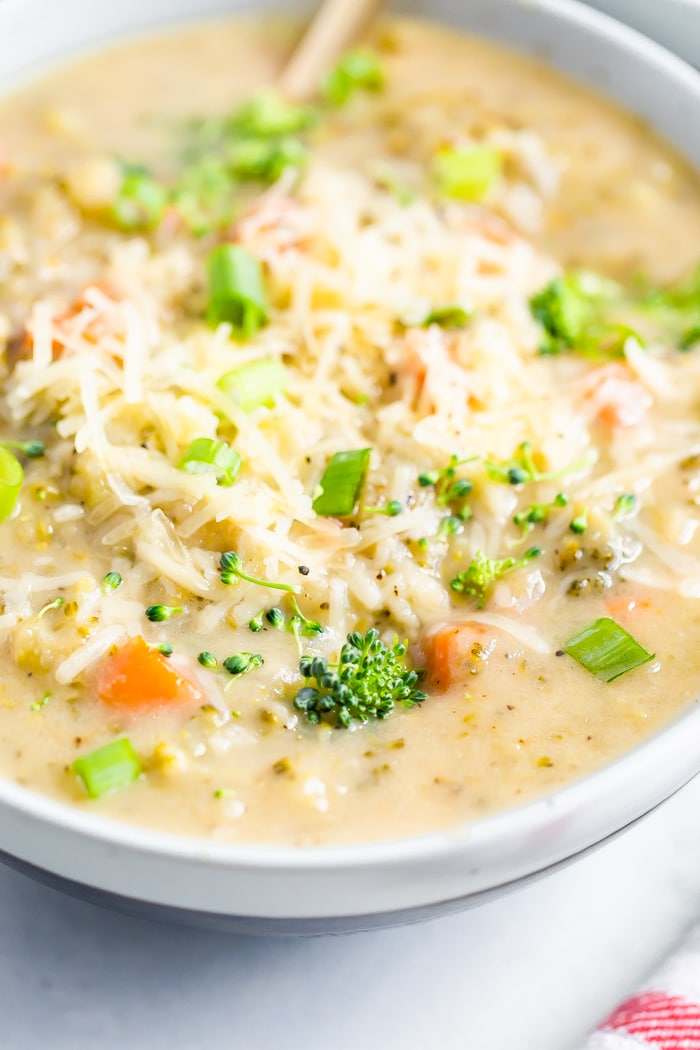 Bowl of broccoli cheddar soup.