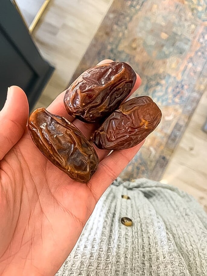 Everything You Need to Know About Medjool Dates
