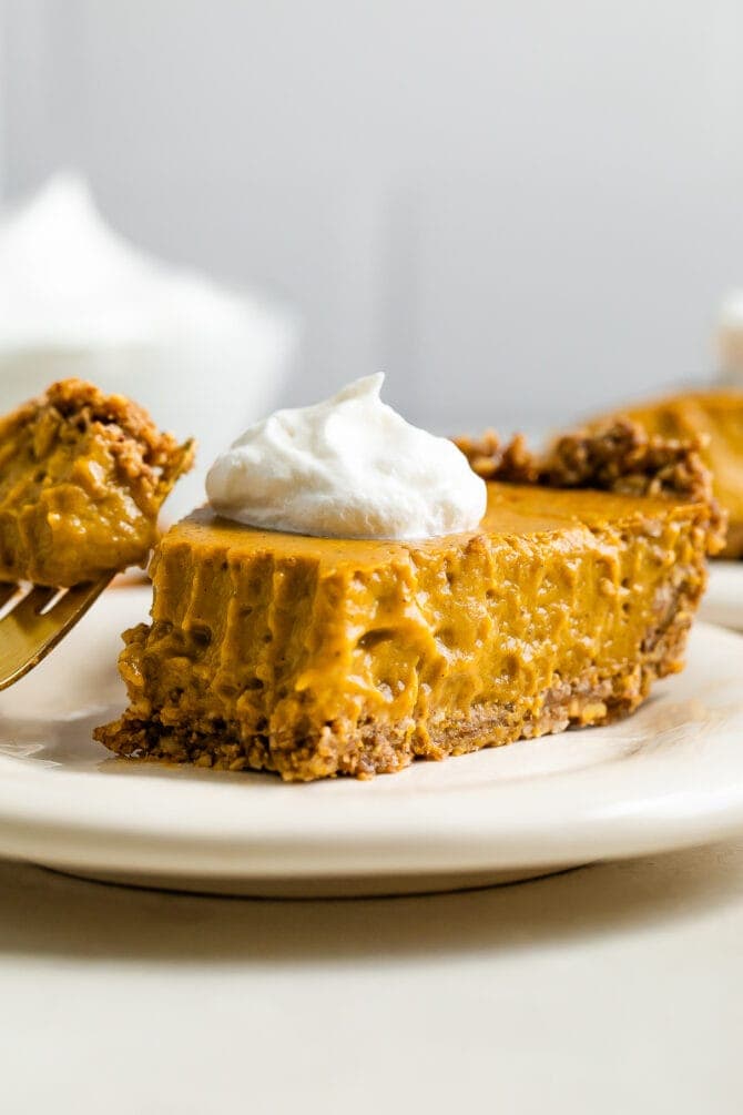 Vegan Pumpkin Pie with Tofu (Gluten-free) - Eating Bird Food