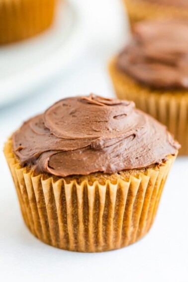 cropped-chocolate-frosting-cupcake-2.jpg