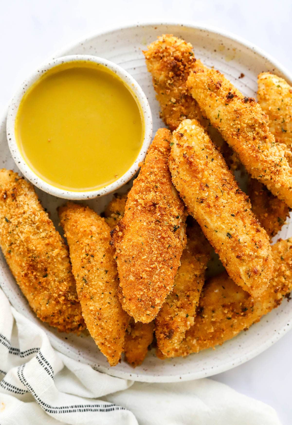 20-Minute Garlic Parmesan Air Fryer Chicken Tenders