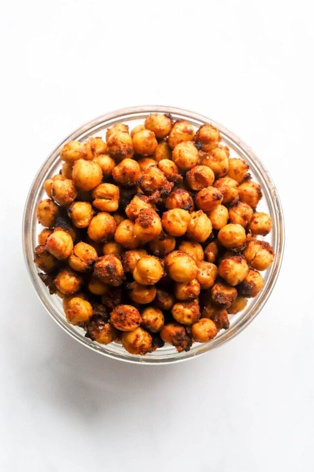 Air fried chili lime chickpeas in a glass bowl.
