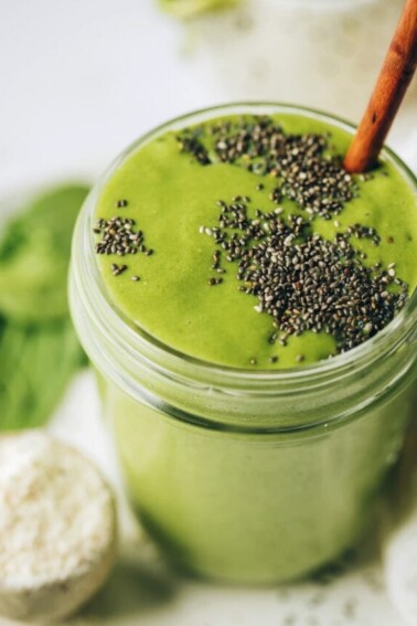 cropped-green-protein-smoothie-angle.jpg