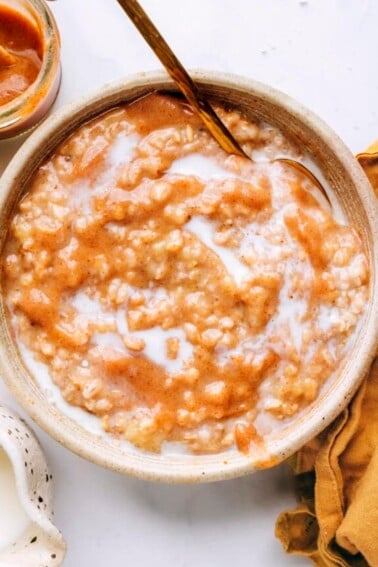 cropped-salted-date-caramel-oatmeal-hero.jpg