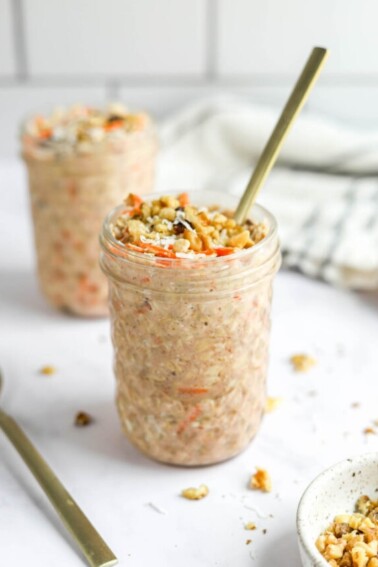 cropped-carrot-cake-overnight-oats-angle-spoon.jpg