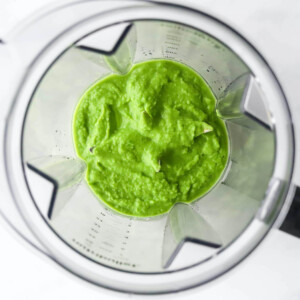 Pea puree in a blender.