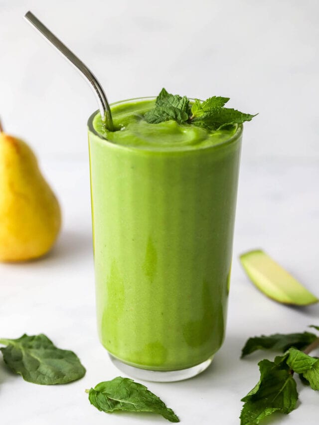 Pear Smoothie Eating Bird Food