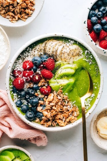 Ultimate Green Smoothie Bowl