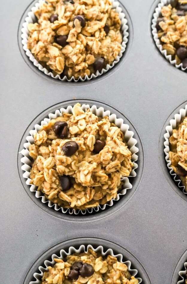 Peanut butter banana baked oatmeal cups in a baking pan.
