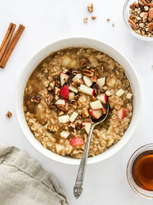Apple Cinnamon Oatmeal Eating Bird Food