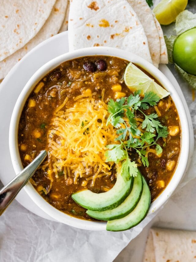 Vegetarian Green Chili (Chili Verde) Eating Bird Food