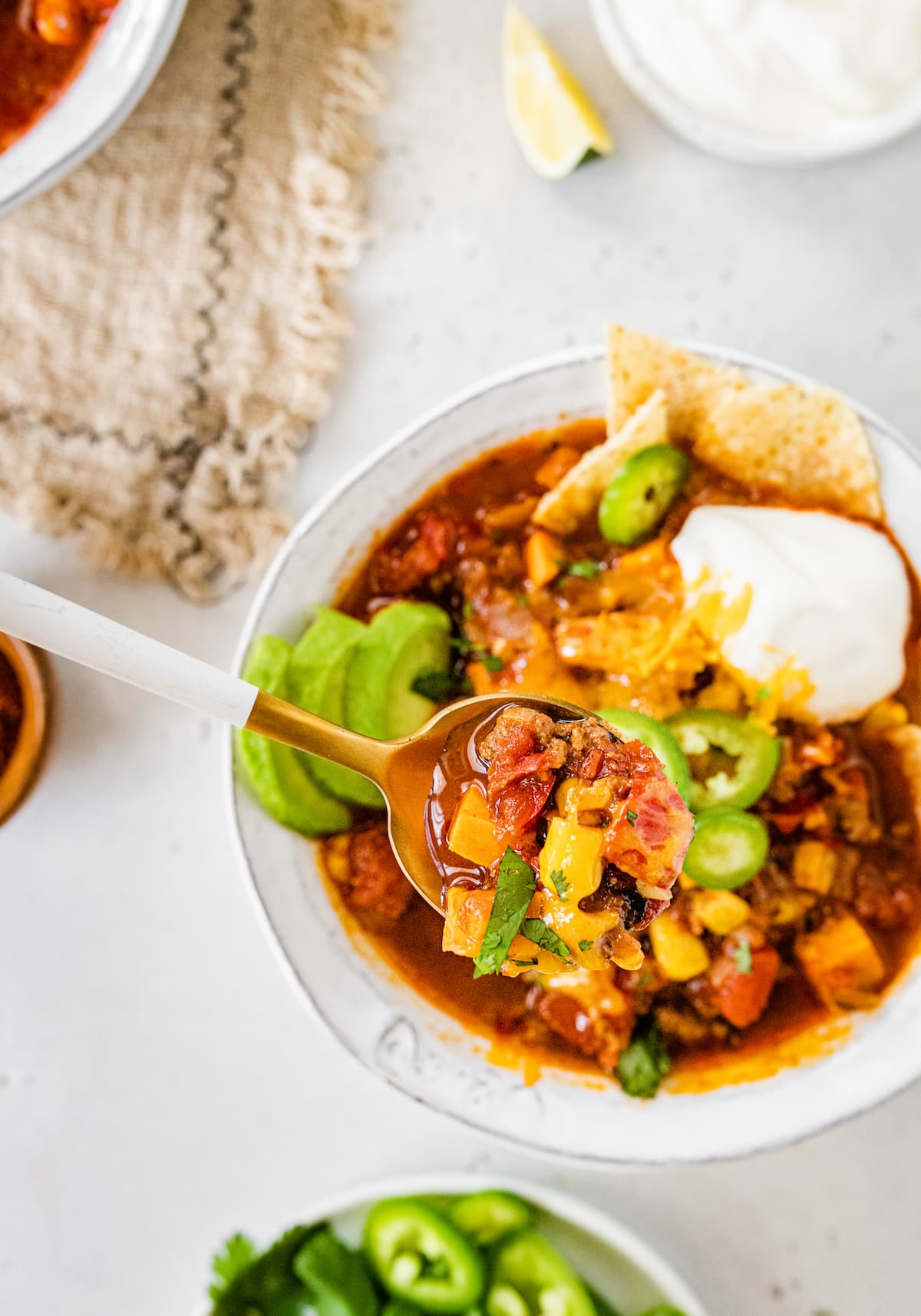 NoBean Chili (Beef Chili) Eating Bird Food