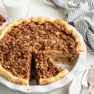 Dutch apple pie in a pie pan.