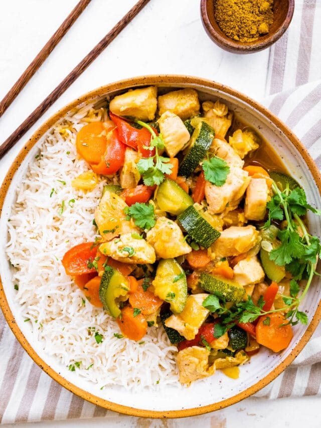 Chicken Curry with Vegetables Eating Bird Food