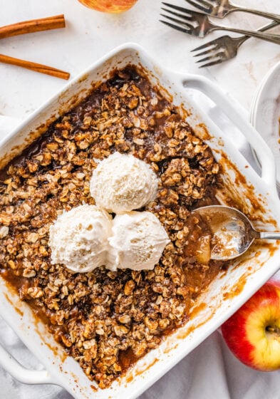 Healthy Apple Crisp with Oatmeal Topping