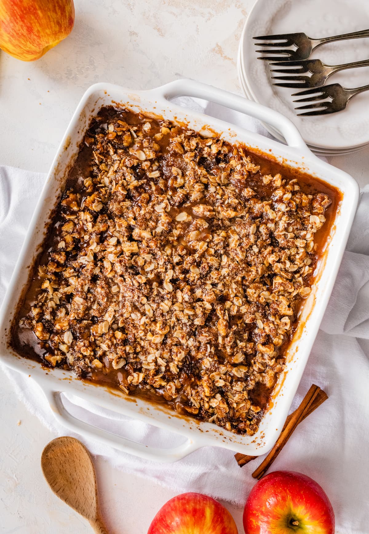 Healthy apple crisp in a baking dish.