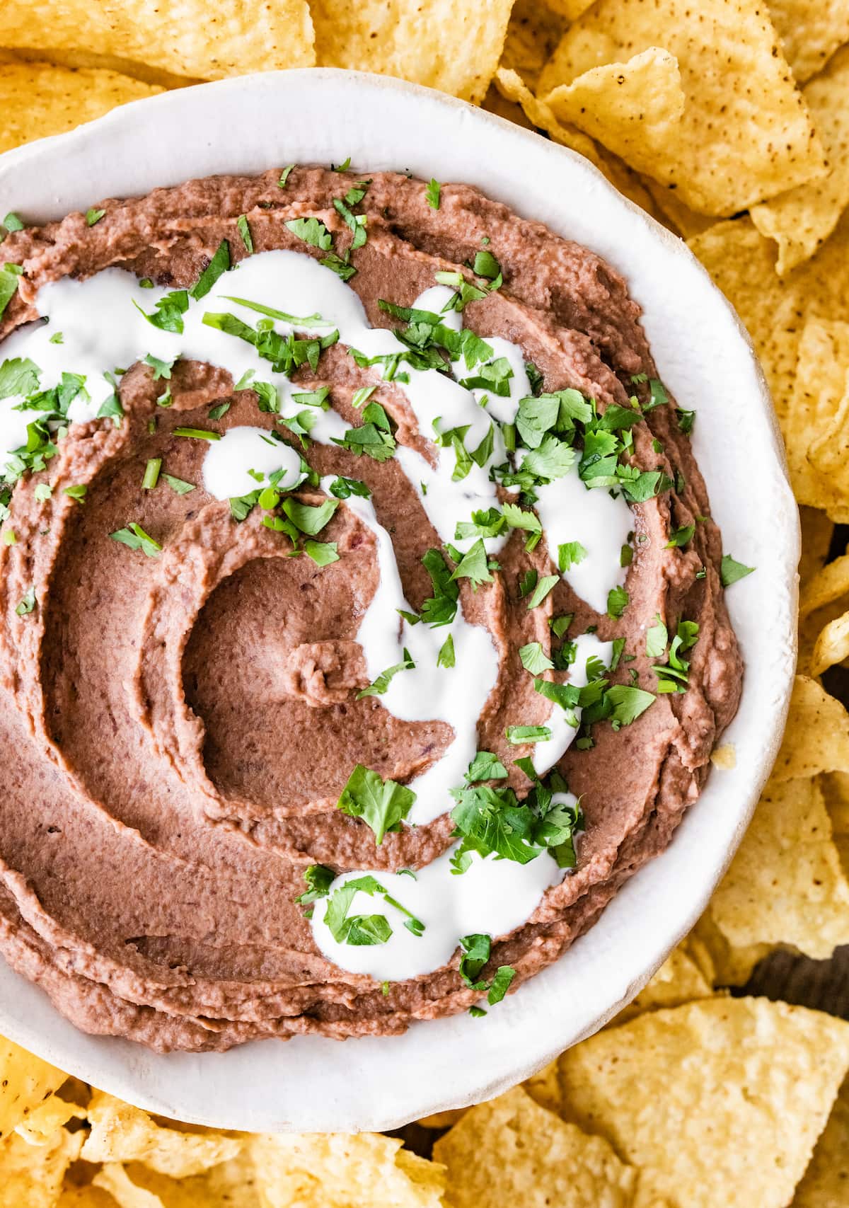 15 Healthy Dips and Spreads