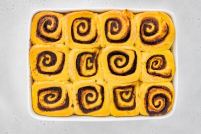 Rolls after baking in a baking dish.