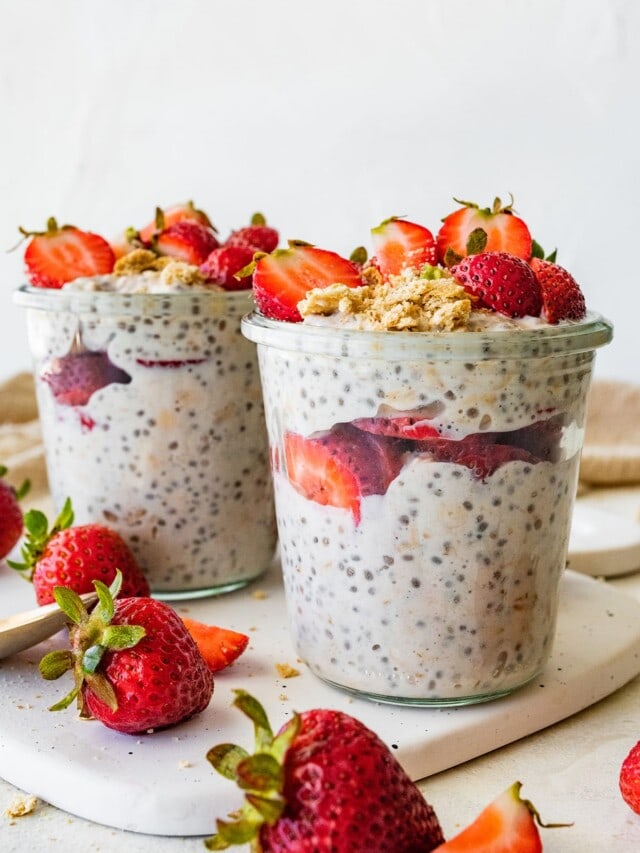 Strawberry Cheesecake Overnight Oats Eating Bird Food