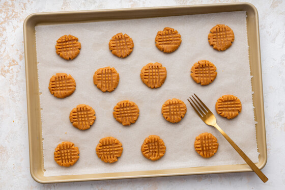 Peanut butter cookies unbaked on a pan