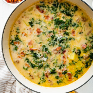 A large pot of zuppa toscana soup.