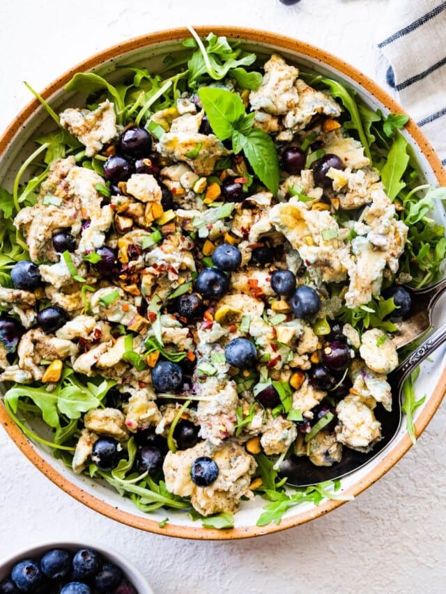 Blueberry Breakfast Salad