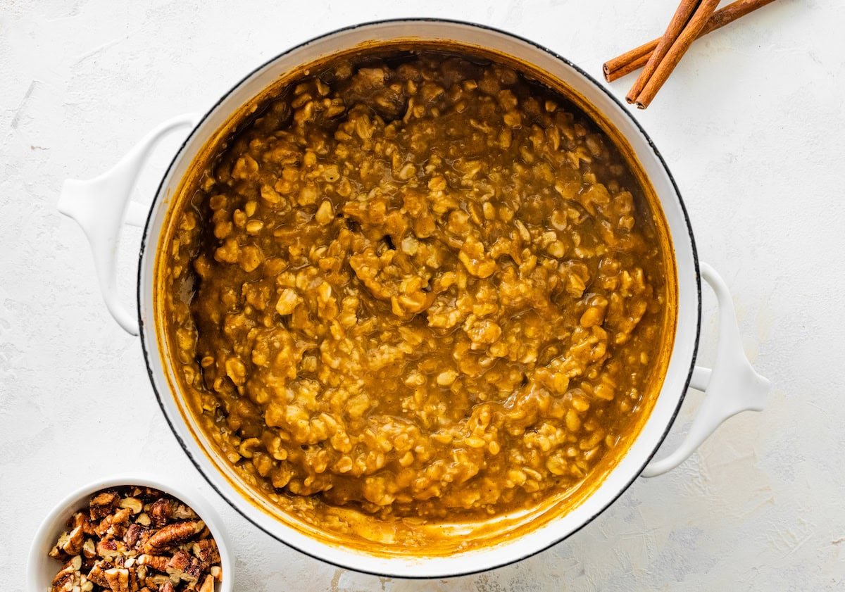 A large pot of pumpkin oatmeal after being cooked.