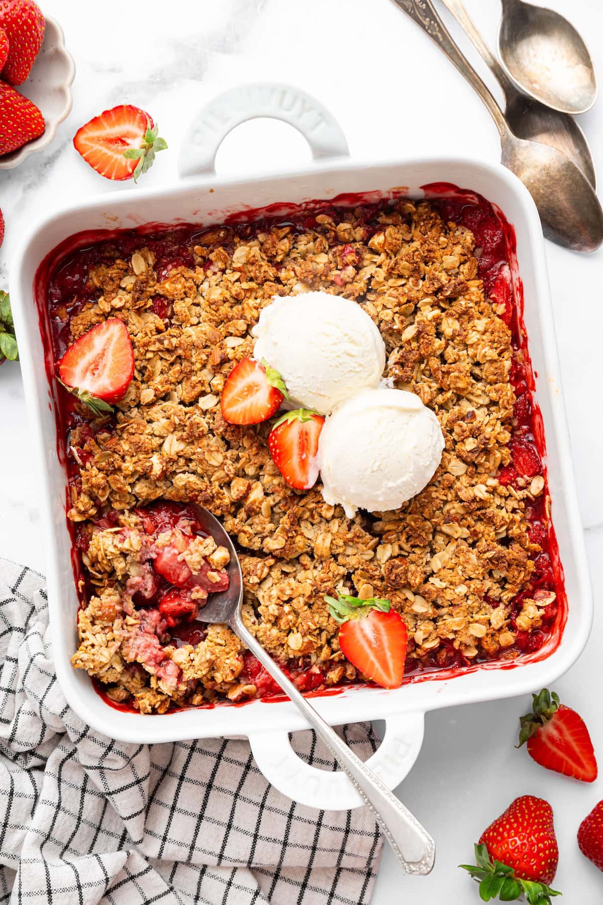Healthy Strawberry Crisp